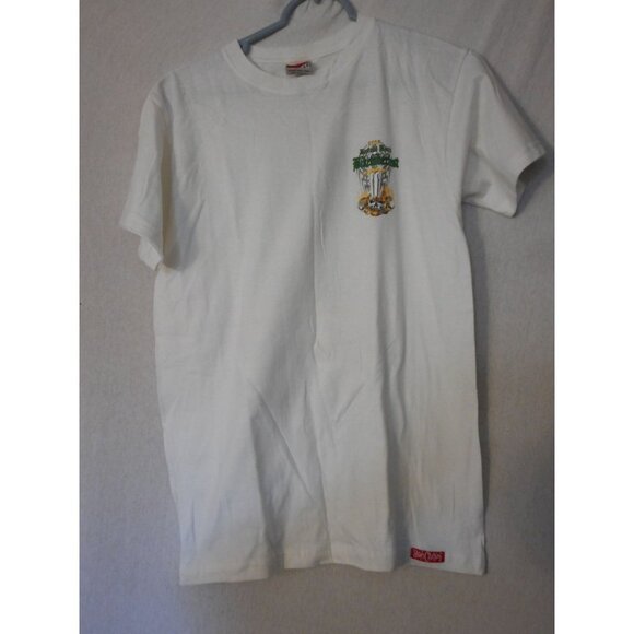 White Skulls Double sided 2006 Daytona Beach Biketoberfest Graphic T-Shirt Sz S - Picture 2 of 3